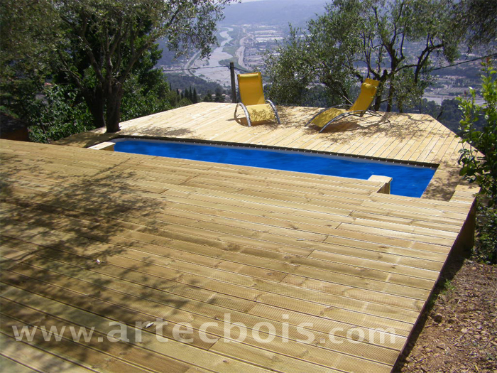 terrasse en bois resineux traite pour l'exterieur sur deux niveaux de restanques